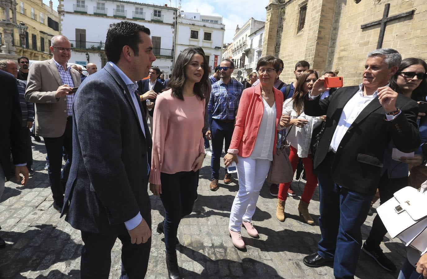 Arrimadas pone como ejemplo Andalucía de que lo «imposible en política es posible»